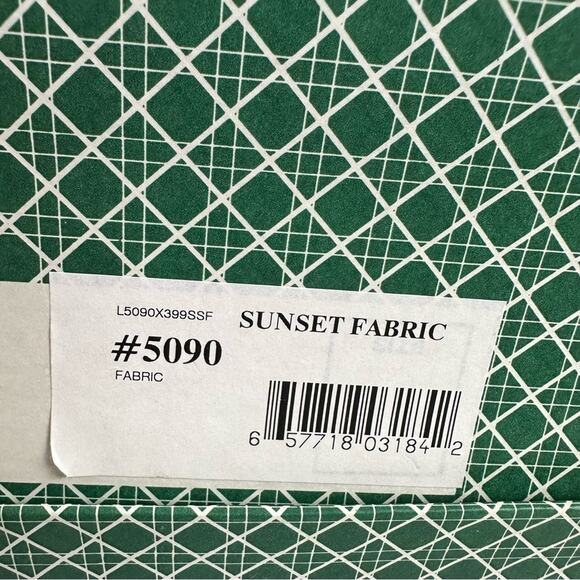 J.Renee Sunset Red Multicolor Printed Retro Crossbody Purse Gold Hardware in Box - Picture 8 of 10